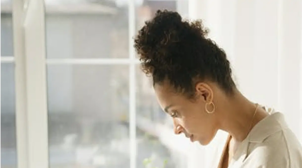 Midlife Crisis in Women: What No One Tells You About the Real Wake-Up Call